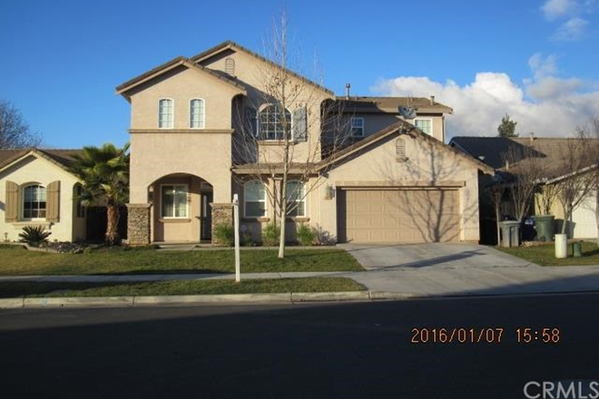 house - 5 Beds 3.5 Baths - House