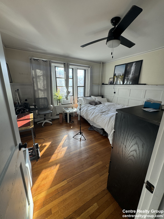 Bedroom - Beautiful, 2 Level 4 Bed/2 Bath! Ideal Location-Take a Look! 9/1/25 Apartments