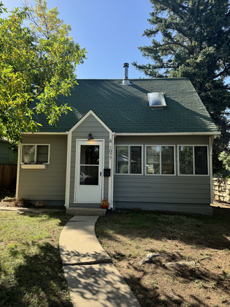 Front entrance to house - Single Room Sublease in 3 Bedroom house on The Hill (Other 3 bedrooms are also available)