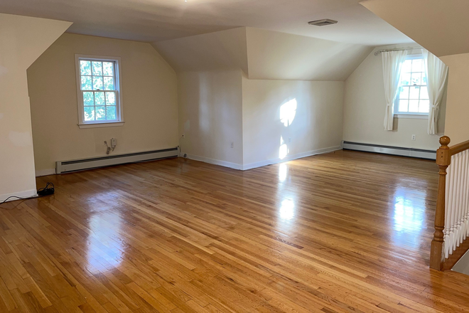 Hardwood floors - 1BR apt-Carnegie Dr-Princeton