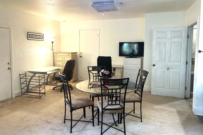 Dining area - Big garage apartment 500 ft.² sharing for two student or you can rent it by yourself plus private ro