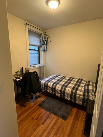 Room - Apt 4. Individual room in 4 person apartment for Summer 1, 2 or both.