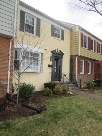  - 3 Bedroom 2.5 Half Bath Townhouse