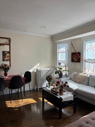 Living room - Lovely room close to campus for rent Apartments