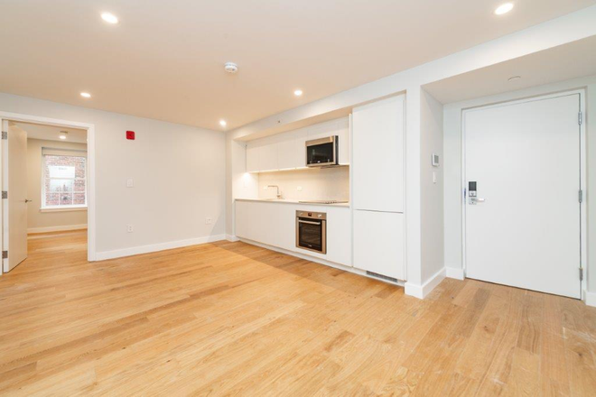 - - Renovated 1 Bed in North End - Convenient for Tufts Medical Center Apartments