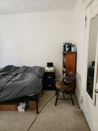 Room 1 - 4 Rooms for Rent Steps from Boston College – $1,500/mo House
