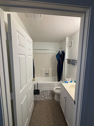 Bathroom (inside bedroom) - The Courtyards at UMD
