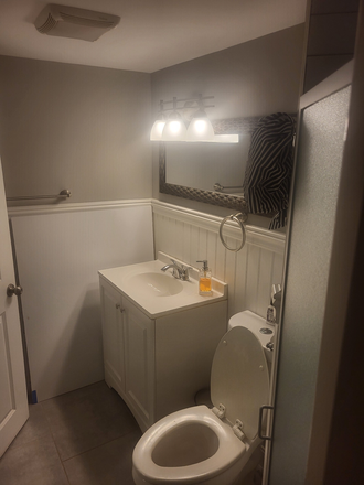 bathroom full renovated - Apartment for rent College Students