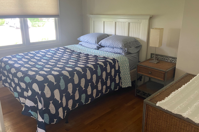 Bedroom 2 - Available for 3 in Bonnet Shores. 35 Camden Road. 3 Bed 1.5 Bath 9 Month 26/27 Year Lease House