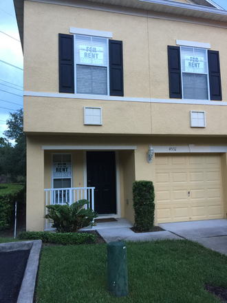 Front of home - 3/2 Townhouse for Rent