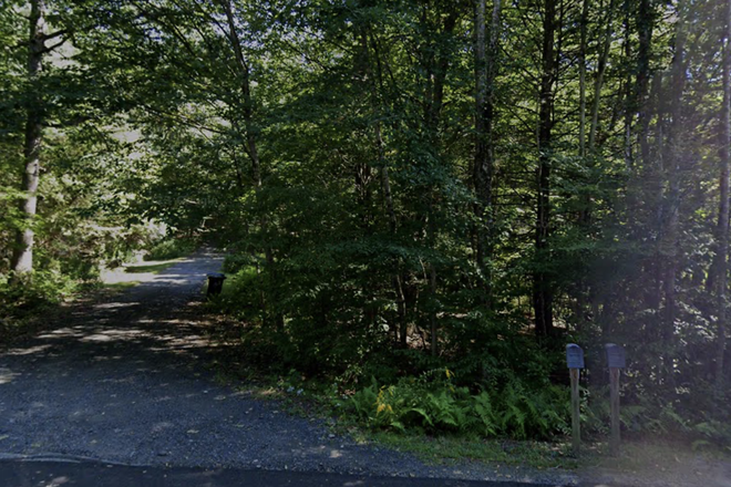 Driveway view, more to come soon! - One bedroom in duplex close to campus