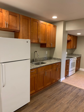 Kitchen - Newly Renovated 1 Bedroom close to Temple Campus