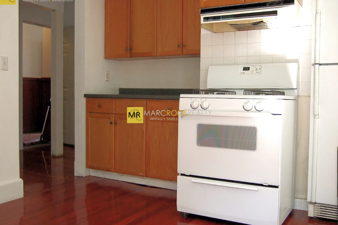 Call NOW for showings! 617-236-8550 - SCIARAPPA ST - GREAT VALUE IN EAST CAMBRIDGE! LRG MODERN 2BR/1BA AVAIL *8/1/2026* W/ LNDRY IN BLDNG! Apartments