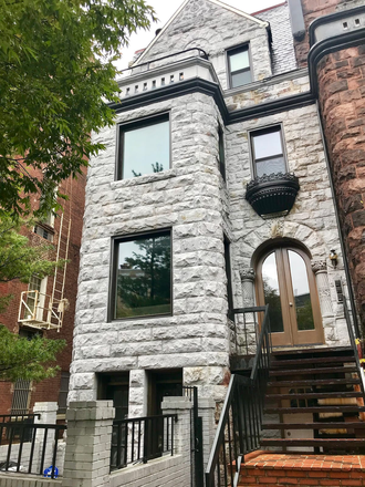 exterior front - 3 Queen Beds in Fully Furnished 2BR/1BA Move-In Ready w/ Monthly Cleaning Apartments