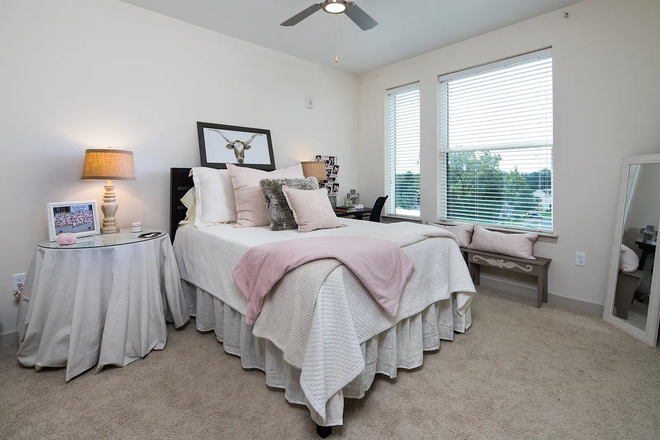 Bedroom - Tradition on the 50!! Subletting TWO rooms including private bathroom!!