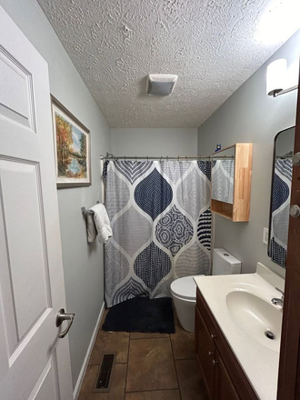 Bathroom 2 - White Laurel