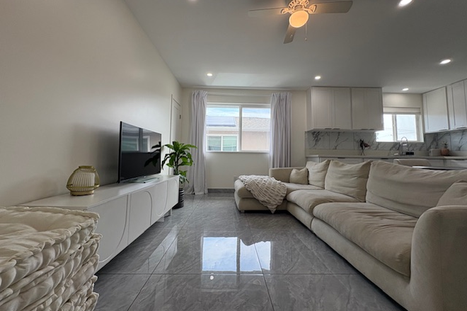 Living Room - Furnished Modern Vibe (in building with other UH folks) Apartments