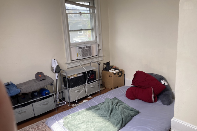 Bedroom 1 - Room for PU affiliate in shared home-Madison St.-Princeton