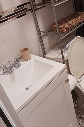 bathroom - Beautiful Studio in front FIU Apartments