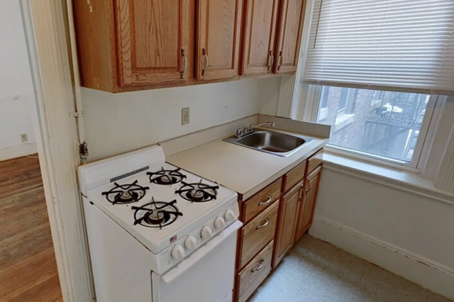 Kitchen - Symphony Apartments