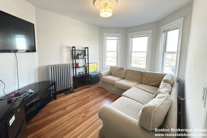 Livingroom - 151 East Cottage St., #2, Boston, MA 02125 (Dorchester) Apartments