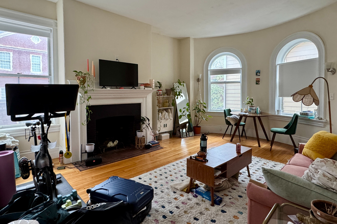 1 - Available JULY 15th - Charming Harvard Square 1BR w/ H + HW included and laundry in building!
