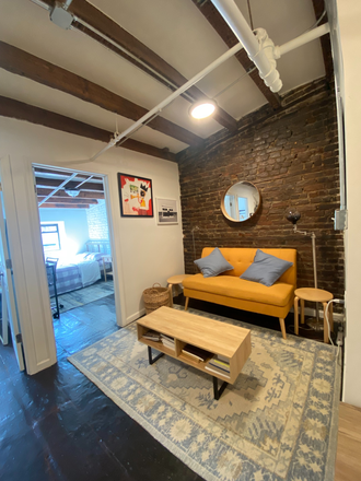 Living Room - FULLY FURNISHED ROOM FOR RENT or FULL 3BR APARTMENT