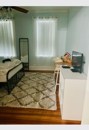 Bedroom - 1BR for rent in 2 BR 2 Bath apartment