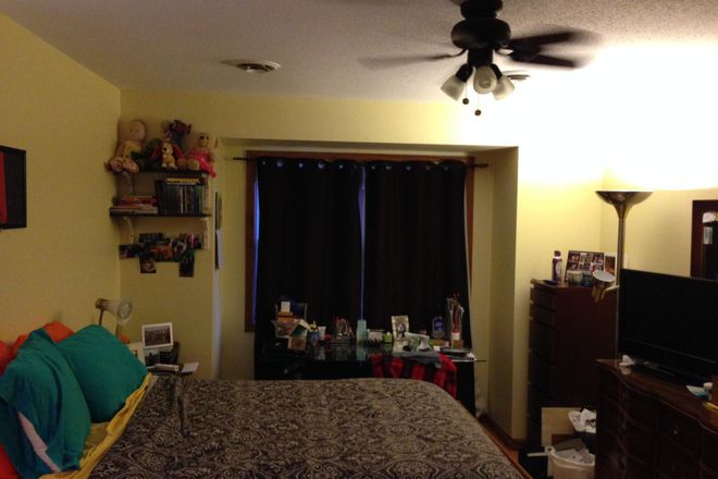 master bedroom - River's Edge Condo