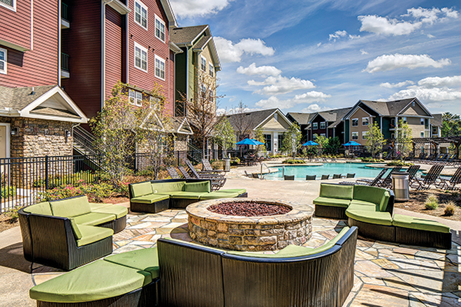 Phase 2 Pool - The Nest Apartments