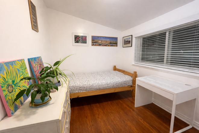 Bedroom A: $805 Private room with Single sized bed - (FOR FEMALE) Private room for rent in a shared townhouse at Sentinel Road