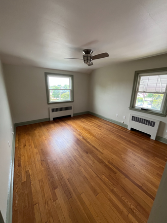 Bedroom #1 - Quiet House, Private Bathroom & Woodstove