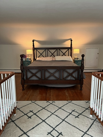 primary bedroom - 4BR home-Varsity Ave-Princeton