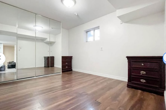 Bedroom - QUIET AND CLEAN ROOM TO SHARE House