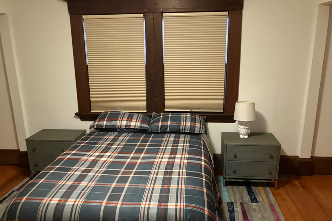 Upstairs bedroom #3 - 3.5 bedroom, 1.5 bath furnished available for move in