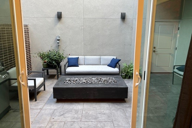 Outdoor patio - Modern 3-bedroom, 3.5 bathroom condo right in the heart of DU