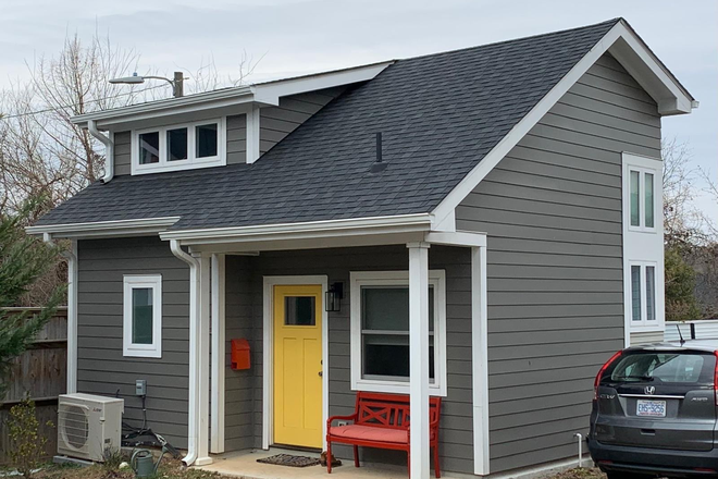 Front door and porch - Fully Furnished Guest House Walking Distance to East Campus
