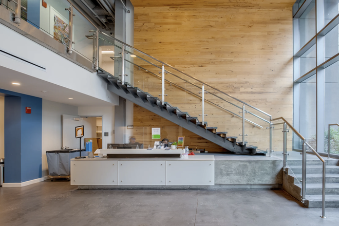 Lobby - Summer Sublet in Nine East 33rd Near JHU Homewood Campus