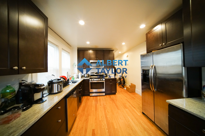 Kitchen - FULL HOME! 5BED/2.5BATH Moments from BU Campus!