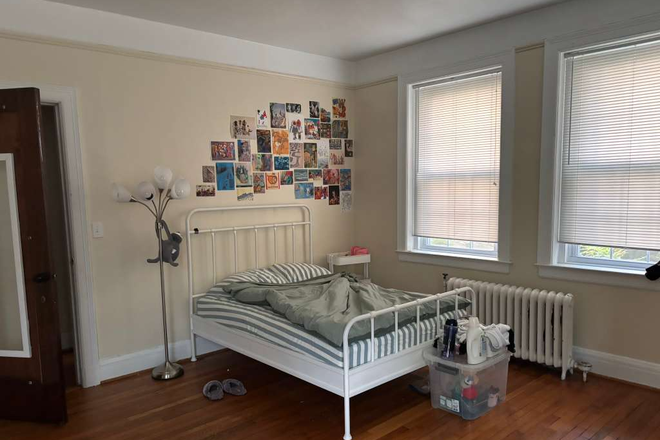 Bedroom - DeSoto Apartments, 1 Room close to campus Summer Sublet