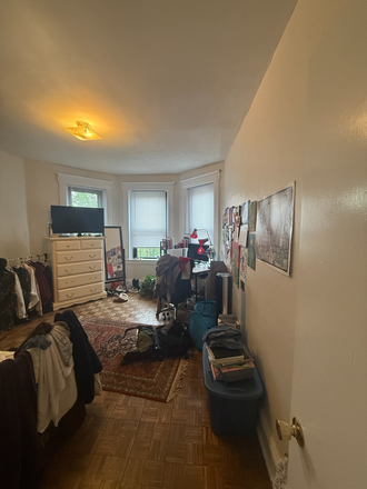 . - Spacious 2-bed on Burbank St! 9/1/25 Contact Will McGowan 617.512.5822 Apartments