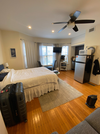 1 - SEPT 2026 | Brighton Studio | Modern Kitchen & Bath | Dishwasher | Hardwood Floors | No Broker Fees! Apartments