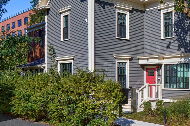 Exterior - Flexible Summer Sublet! .3mi from Harvard with Central Air! Apartments