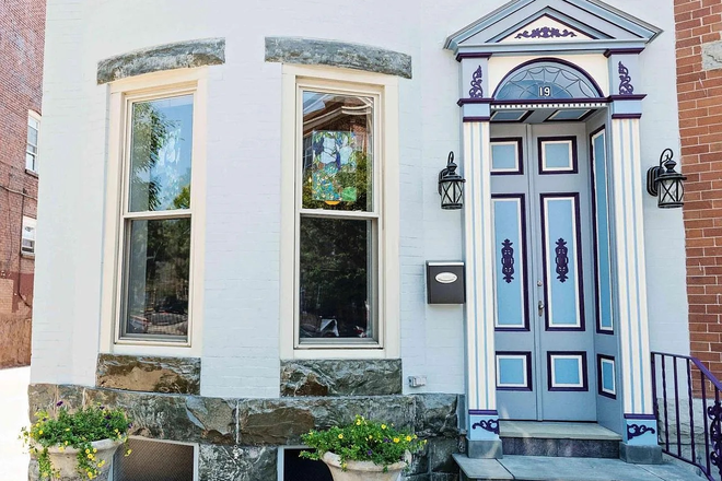 Front - Townhouse South of Campus - Seeking One Roommate July 1st