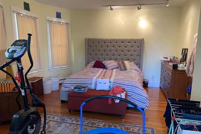 Primary Bedroom (1 of 3) - SUPER location, sunny, spacious 3 bedroom in a quiet building Condo