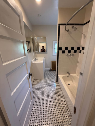 Bath - Sublet from 15 July to 31st Aug (flexible) Townhome