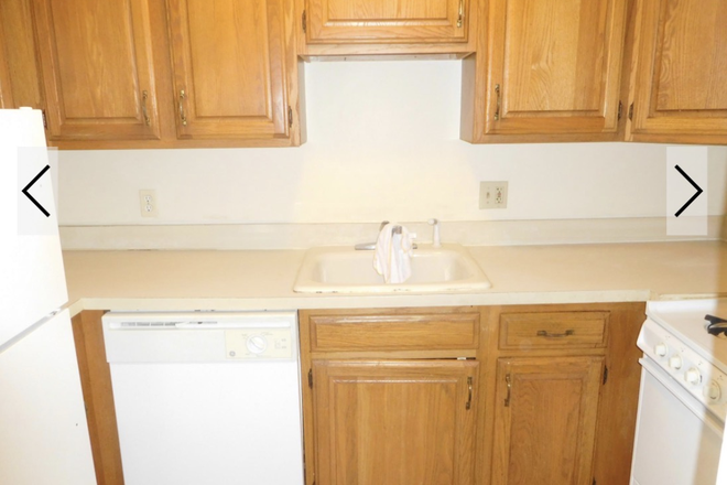 Kitchen - 2 bedrooms available in Kelton Street Allston, $1000/mo!