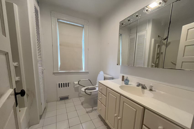 Bath - 316 Orchard Belmont