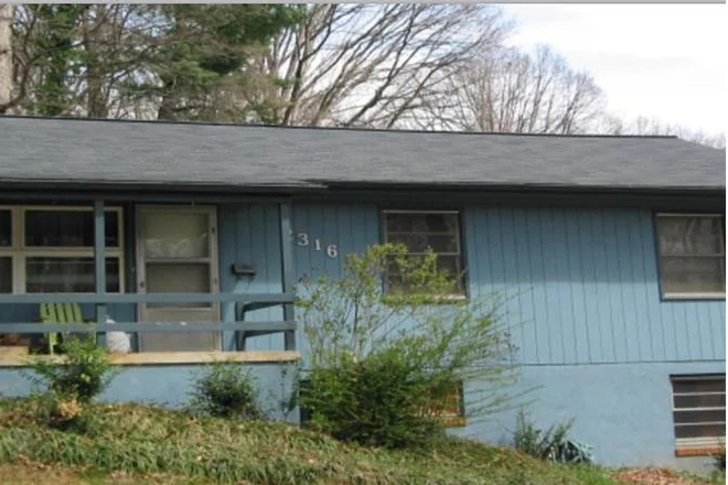 Front of property - Location, Location, Location! Move-in Ready!