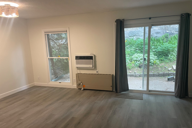 Living Room - 392 South Main Street, Unit 65 Condo